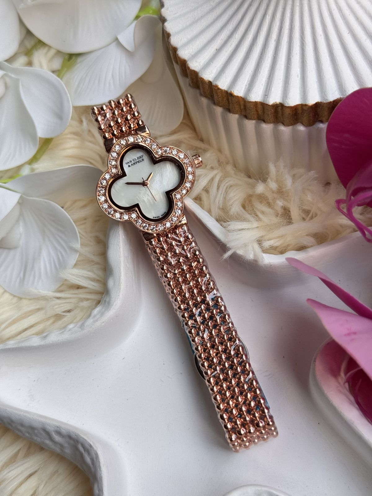 🌸 Van Cleef-Inspired Rose Gold Clover Watch – Luxury Crystal-Studded Women’s Timepiece