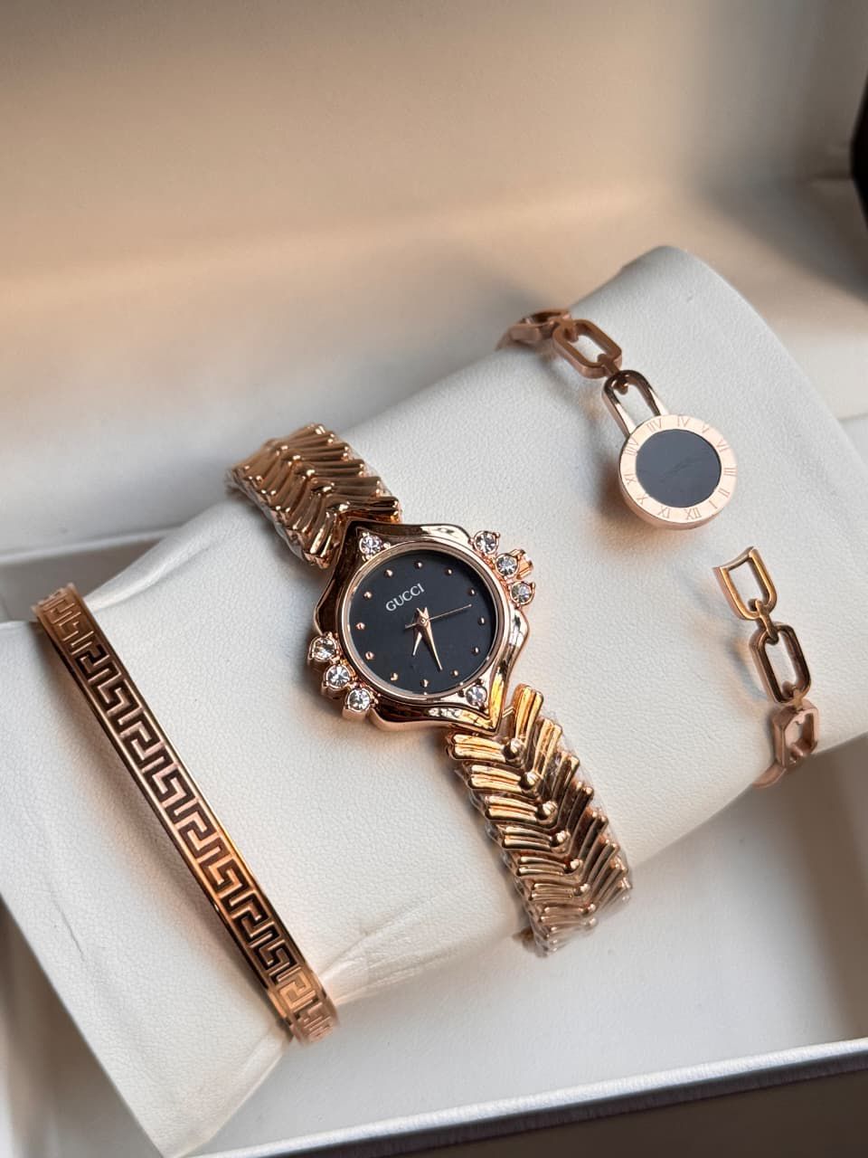 💖 GUCCII Rose Gold Women’s Black Dial Luxury Watch & Bracelet Gift Set