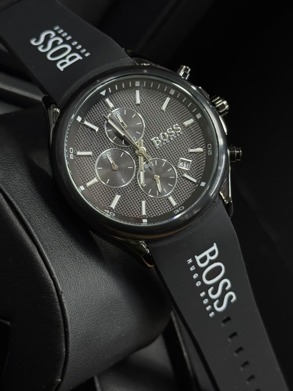 Hugoo Bosss Men’s Chronograph Watch with Black Silicone Strap & Grey Dial