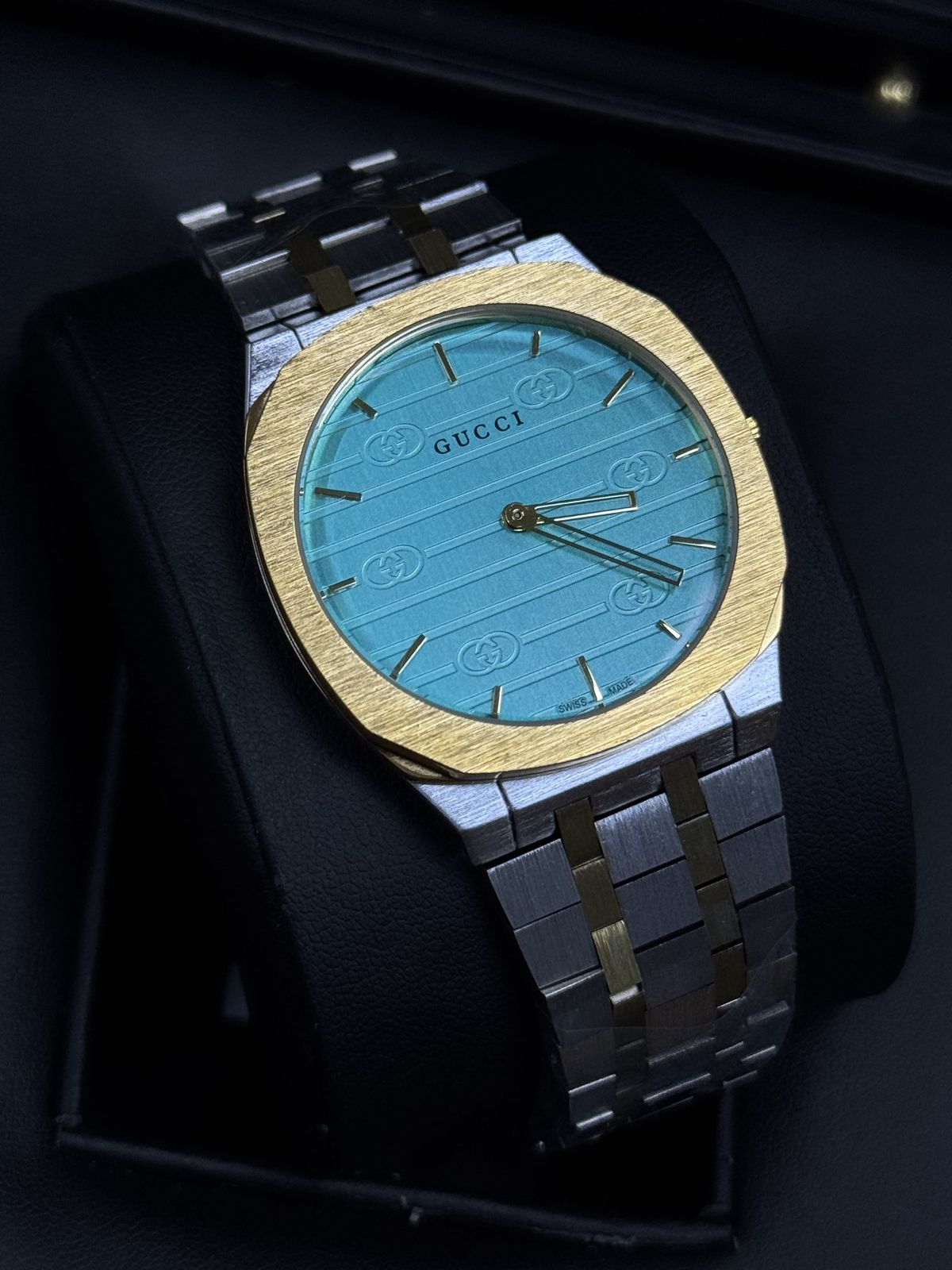 Guccii 25H Two-Tone Mens Watch - Silver & Gold Ultra-Thin Bracelet - 38mm Swiss Made Luxury Timepiece