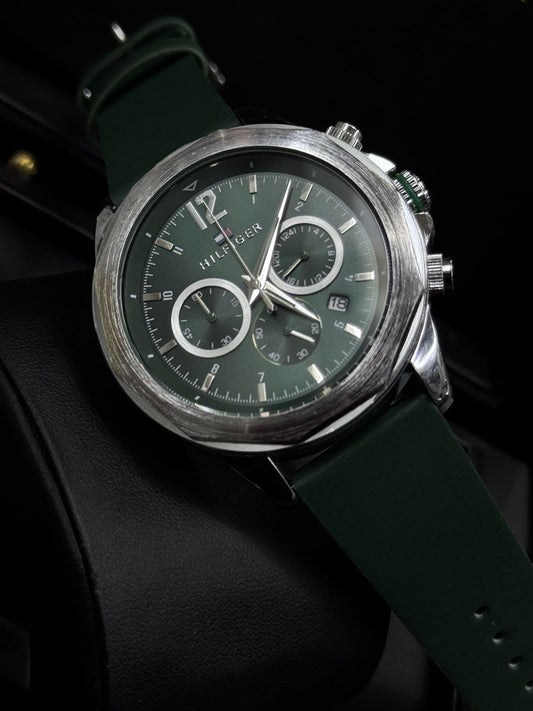 ⌚ Hilfigerr Style Chronograph Watch – Green Dial & Green Strap