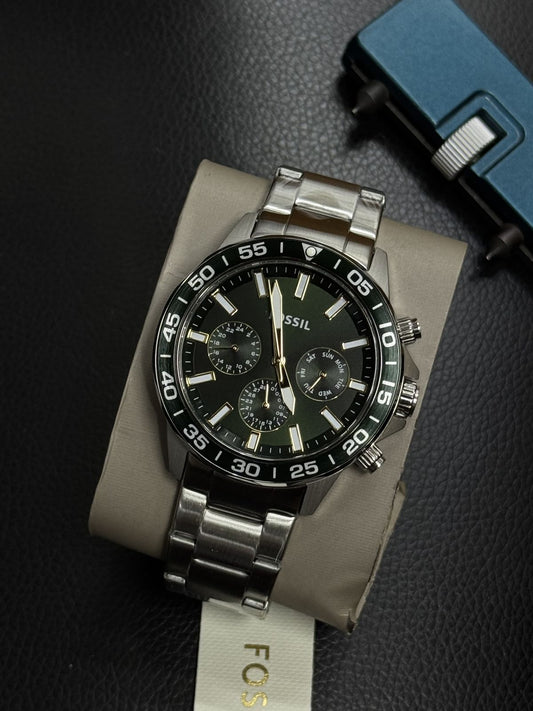 Fossill Multifunction Sports Watch – Black Dial – Stainless Steel Bracelet